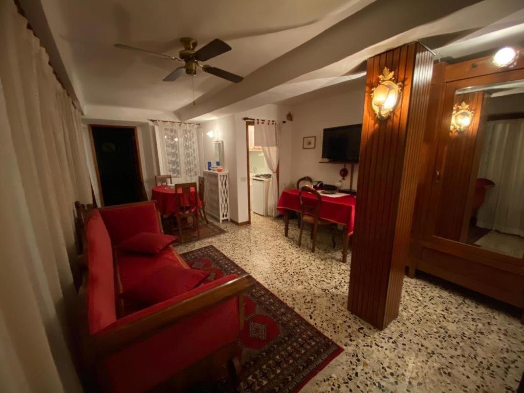 Le Case Cavallini Sgarbi Di Rina Cavallini Феррара Экстерьер фото
